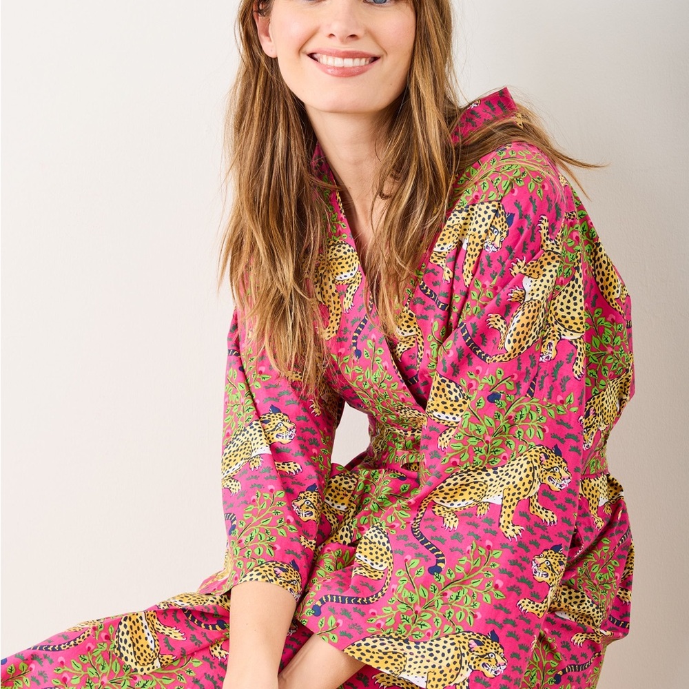 Printfresh Vibrant Pink and Green Leopard Robe